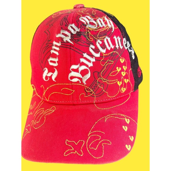 Tampa Bay Buccaneers Hat Womens Red Snapback Trucker Cap Reebok Embroidered Flag - Picture 2 of 8